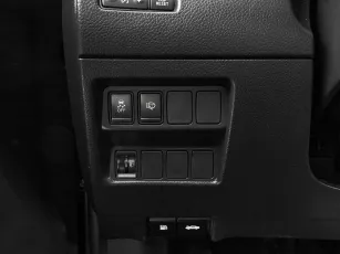 Nissan  14