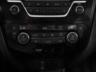 Nissan  17