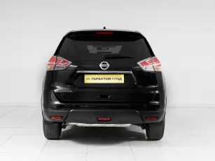 Nissan  5
