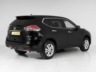 Nissan  6