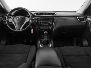 Nissan  9
