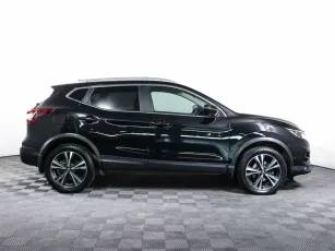 Nissan  4