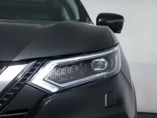 Nissan  7