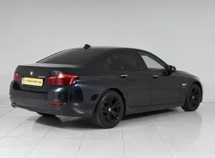 BMW  6