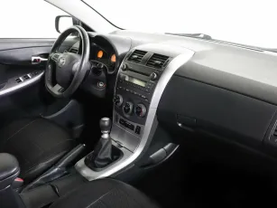 Toyota  5