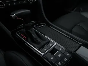 Kia  13