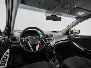 Hyundai  7