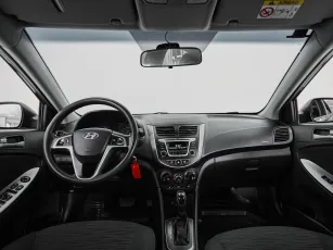 Hyundai  8
