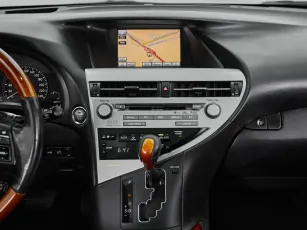 Lexus  16
