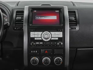 Nissan  14