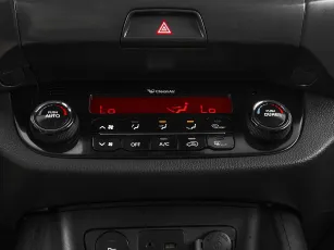 Kia  17