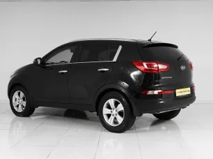 Kia  4