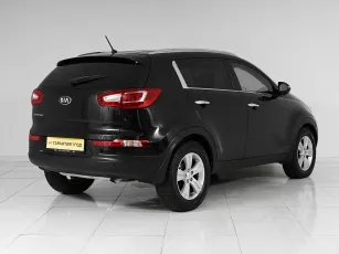 Kia  6