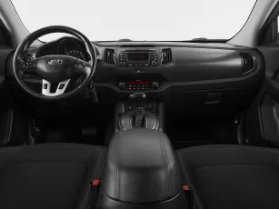 Kia  8