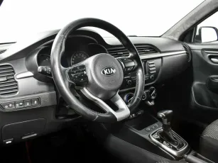 Kia  10