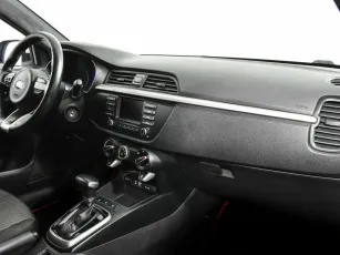 Kia  8
