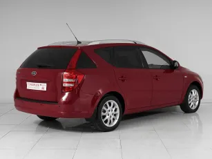 Kia  6