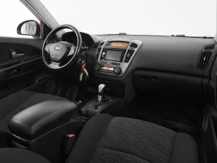 Kia  7