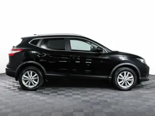 Nissan  4