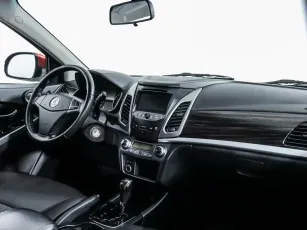 SsangYong  5