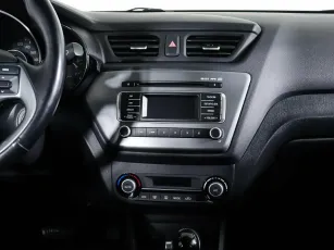 Kia  13