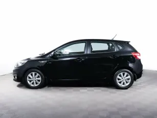 Kia  3