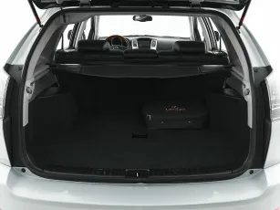 Lexus  19