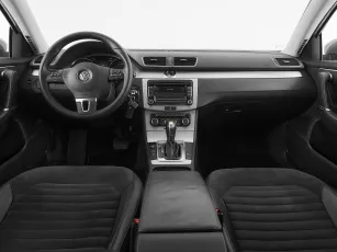 Volkswagen  9