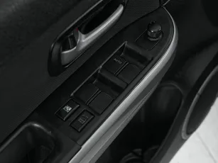Suzuki  12