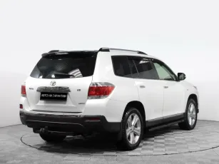 Toyota  5