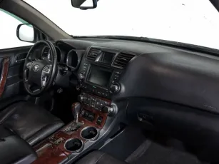 Toyota  7