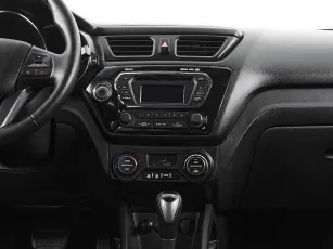 Kia  16