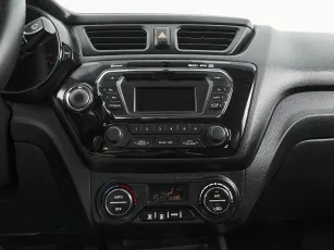 Kia  17