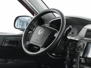 SsangYong  10