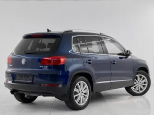Volkswagen  6