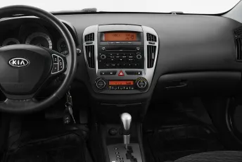 Kia  14