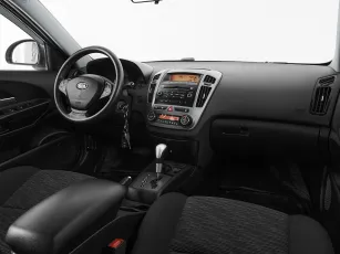 Kia  7