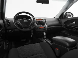Kia  9