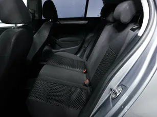 Volkswagen  12