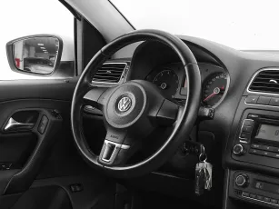 Volkswagen  10