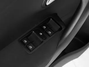 Volkswagen  12