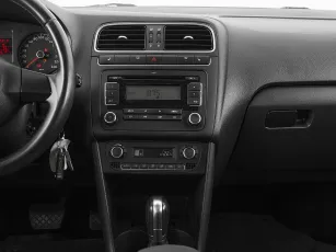 Volkswagen  13