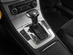 Volkswagen  13