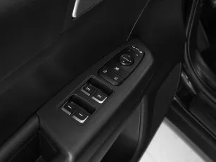 Kia  13