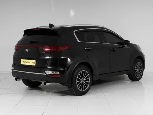 Kia  4