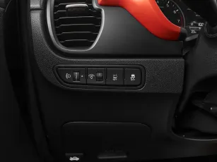 Kia  14