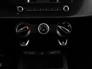 Kia  14