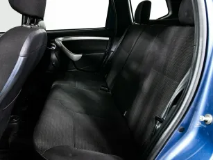 Nissan  10