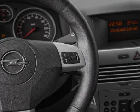 Opel  12