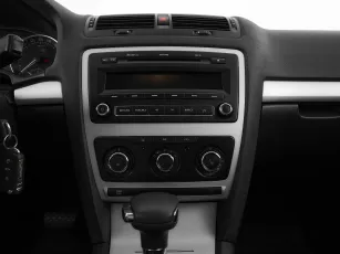 Skoda  8